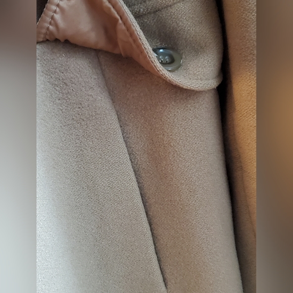 Vintage Women's Wool Kenneth Cole Reaction Coat Size 12, Tan Beige Brown - Picture 6 of 9